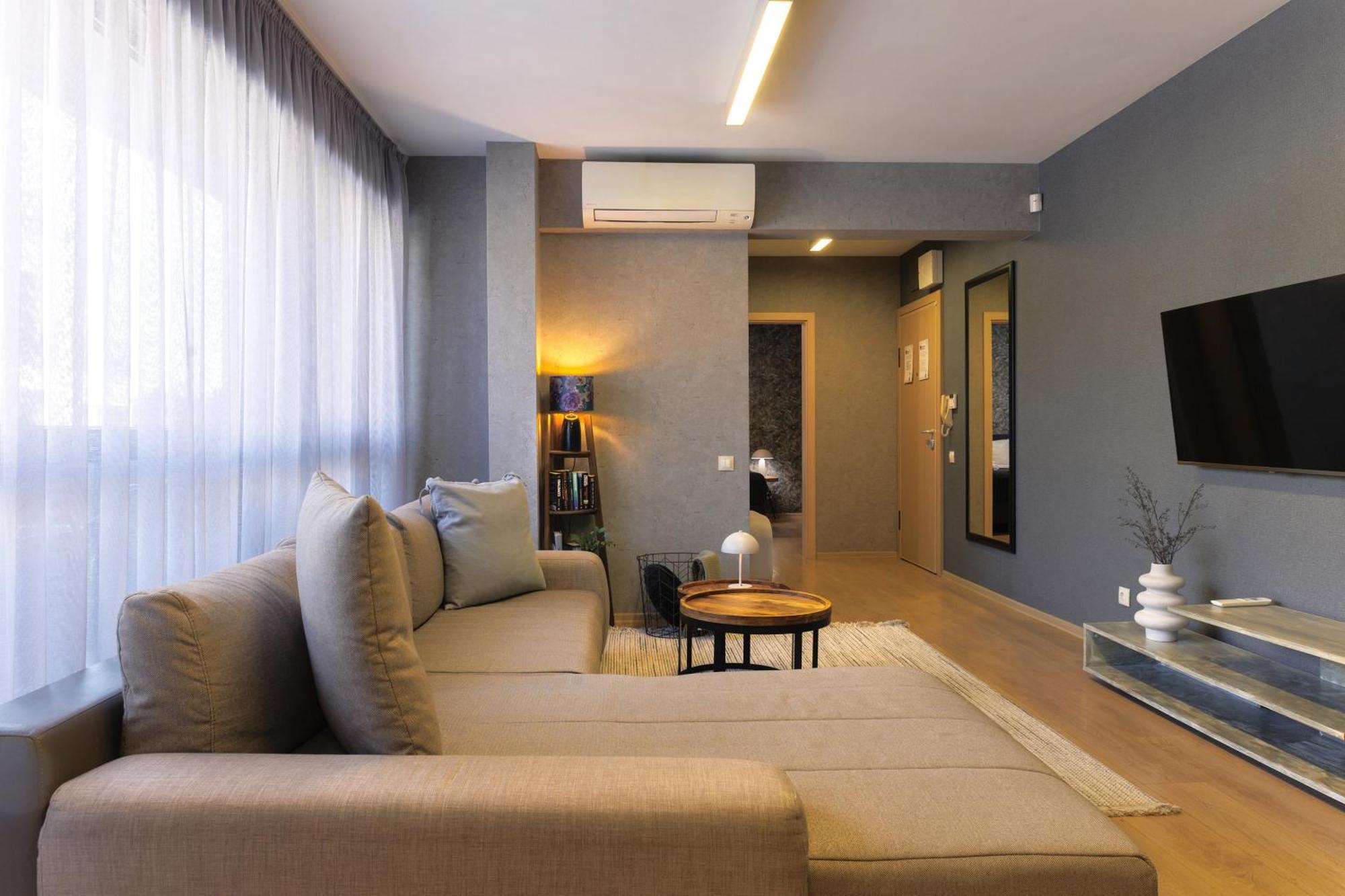 City Center Apartments With Parking Plovdiv Kültér fotó