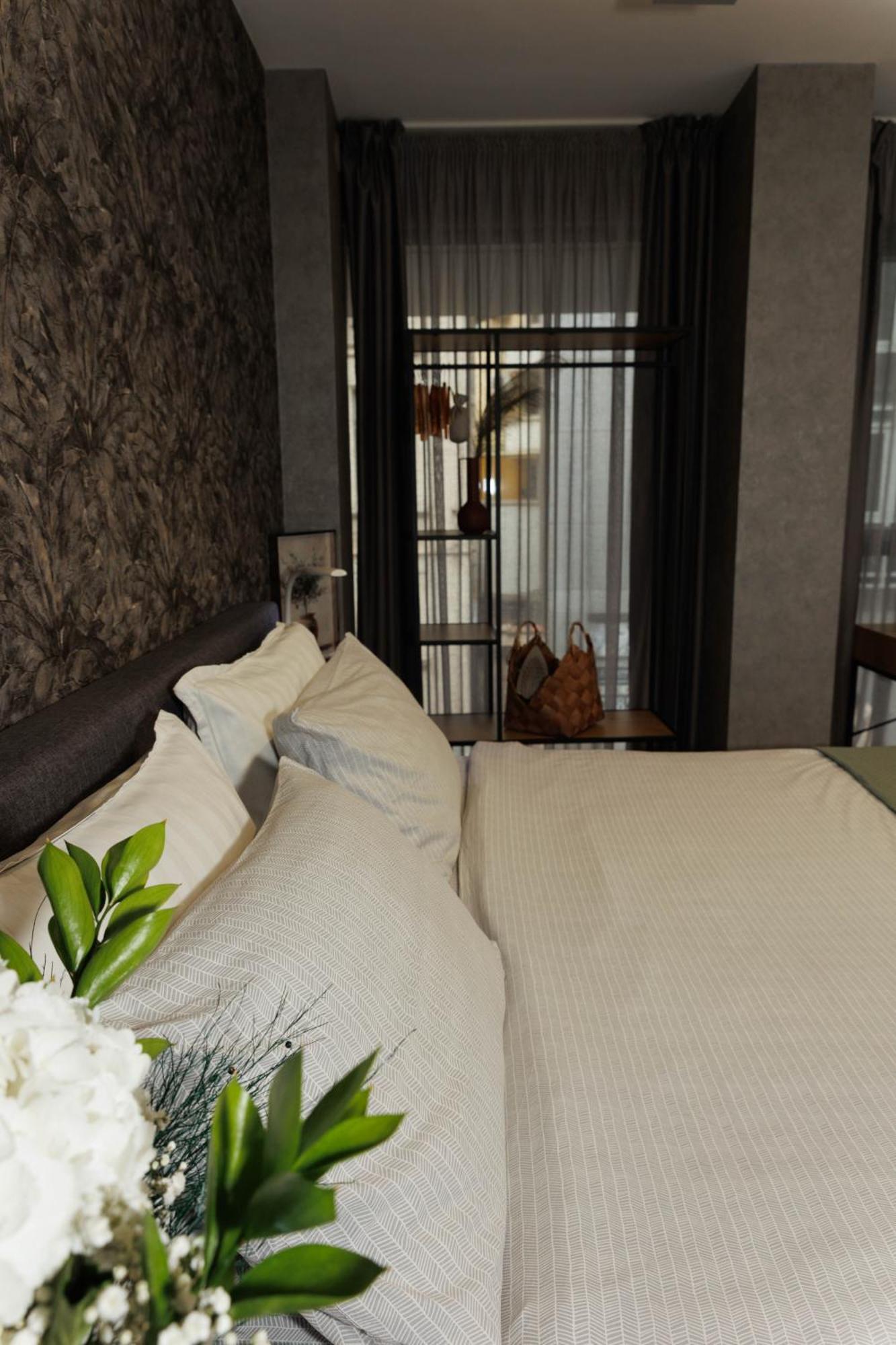 City Center Apartments With Parking Plovdiv Kültér fotó