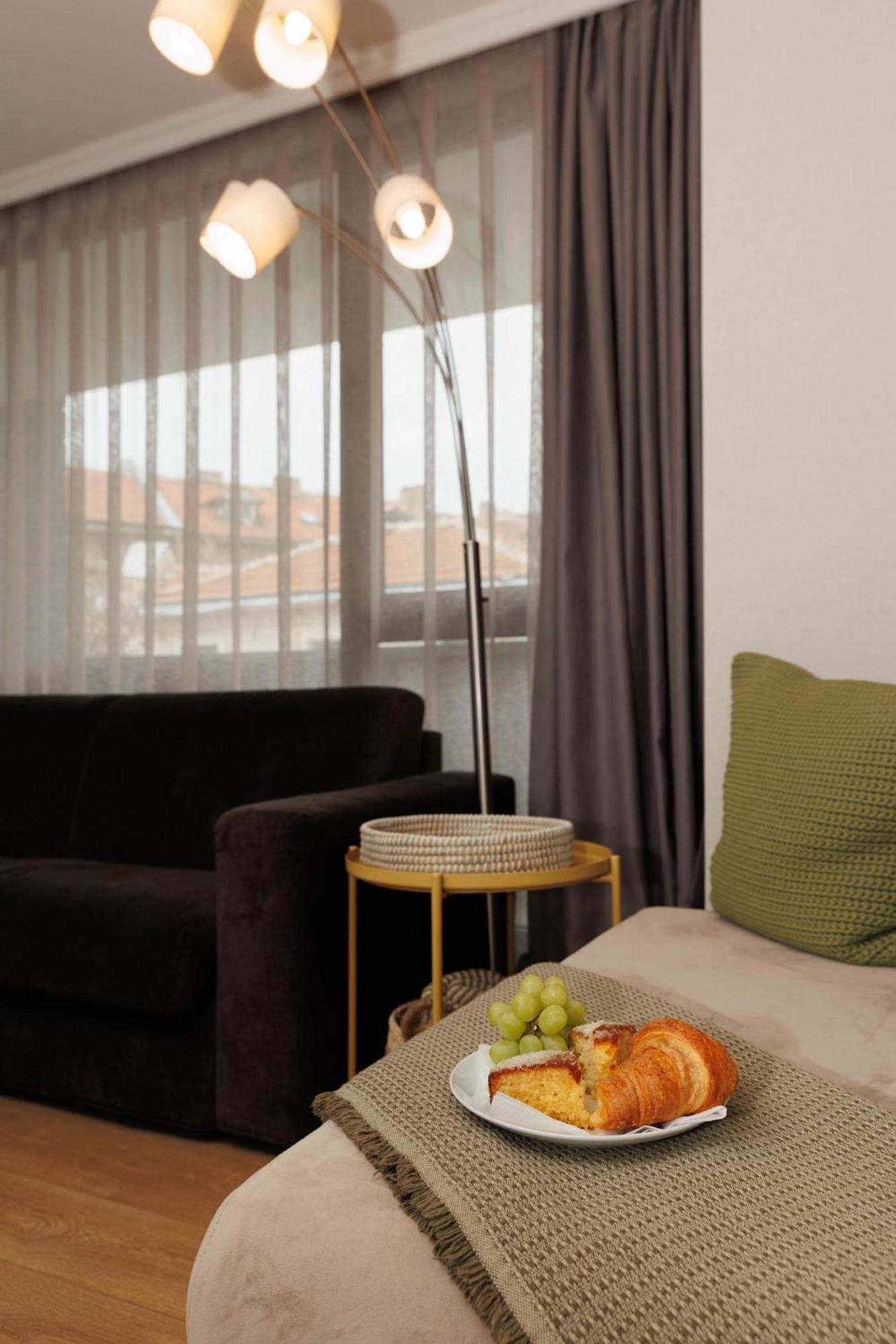 City Center Apartments With Parking Plovdiv Kültér fotó