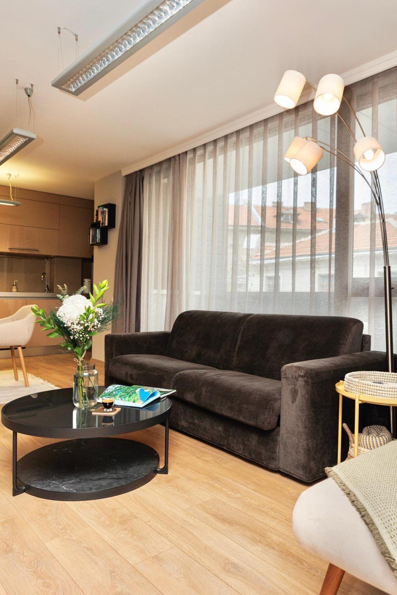 City Center Apartments With Parking Plovdiv Kültér fotó